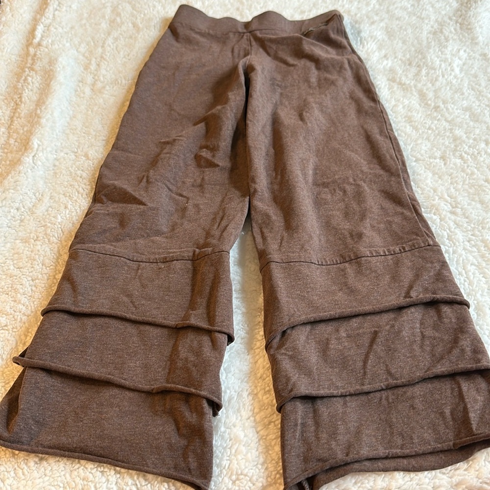 Matilda Jane brown ruffle Pants  size 8 Girls